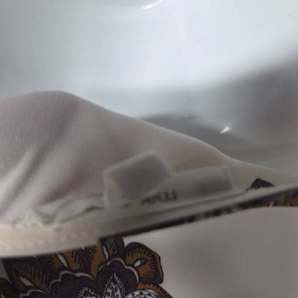 Maurices Floral Blouse M | White V Neck Long Sleeve Lightweight Boho Chic Top - Picture 7 of 7